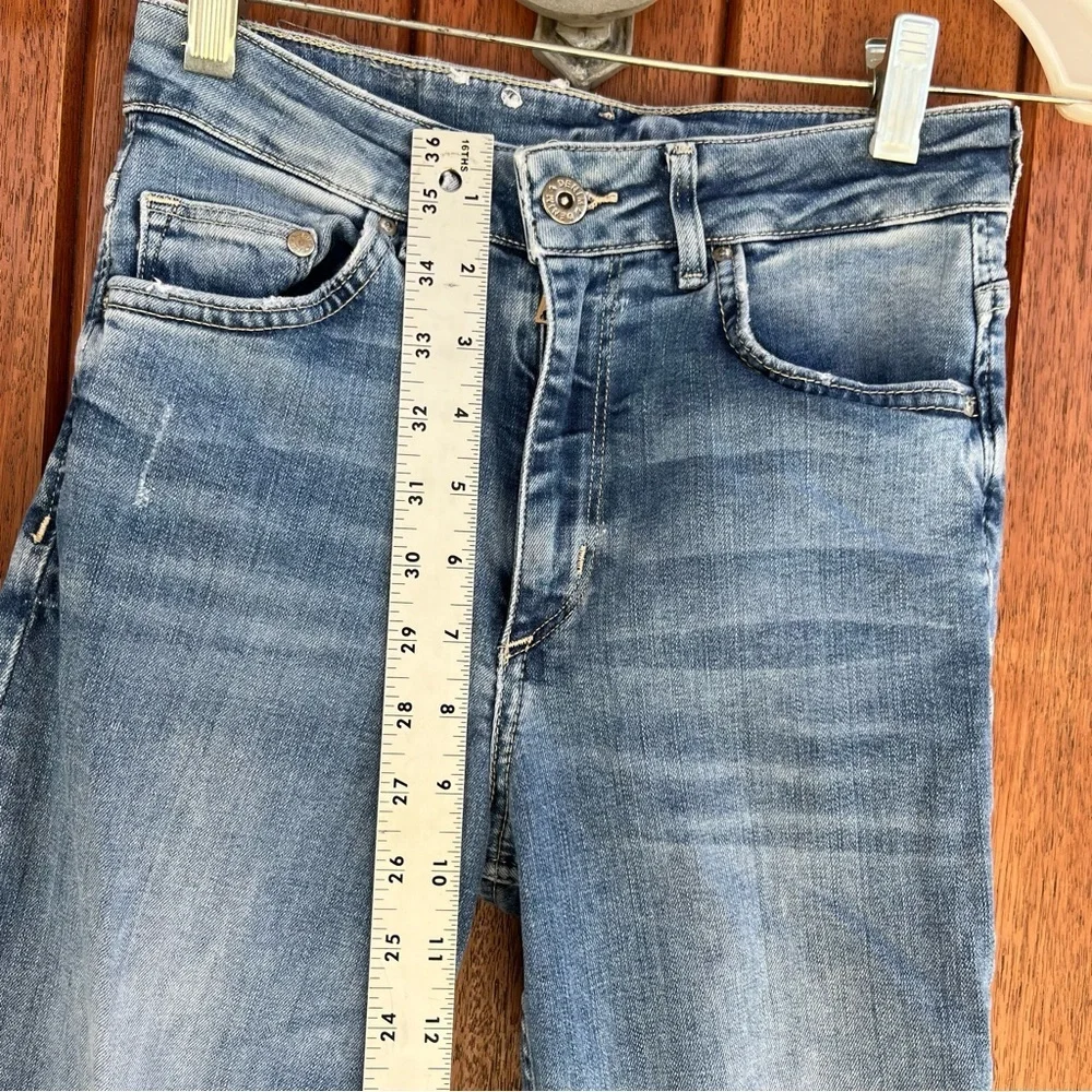 & Denim Distressed Skinny Jeans - Picture 8 of 9